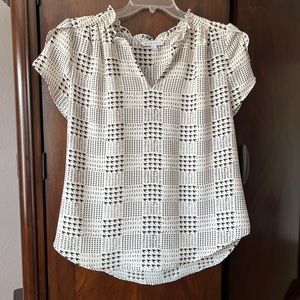 41 Hawthorn Tiffany Tulip Sleeve Blouse. Off white large